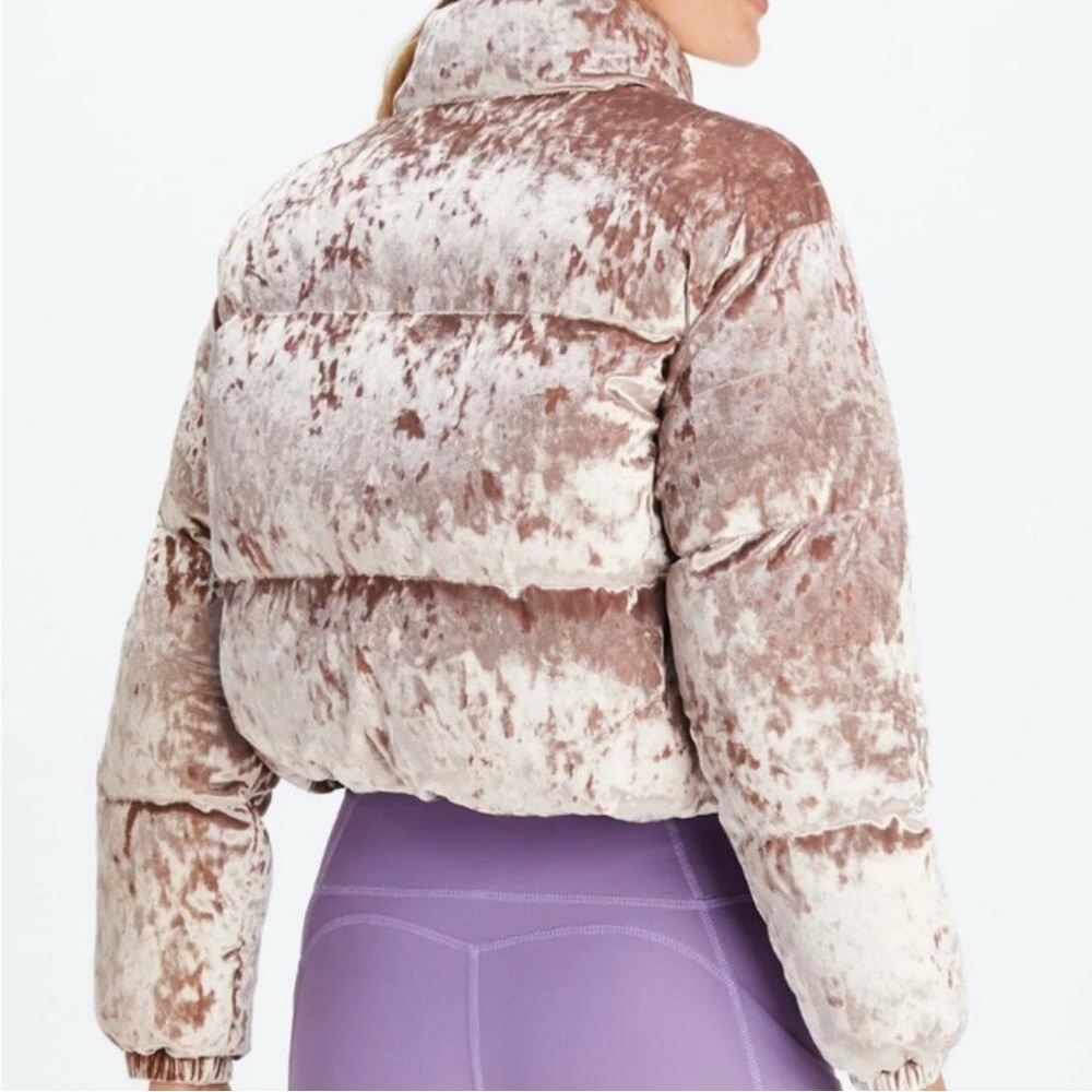 Fabletics Velvet Puffer Jacket Champagne color Size 1X - Picture 3 of 14